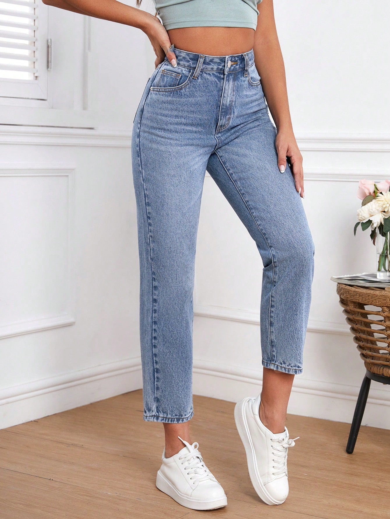 High Waist Mom Fit Jeans